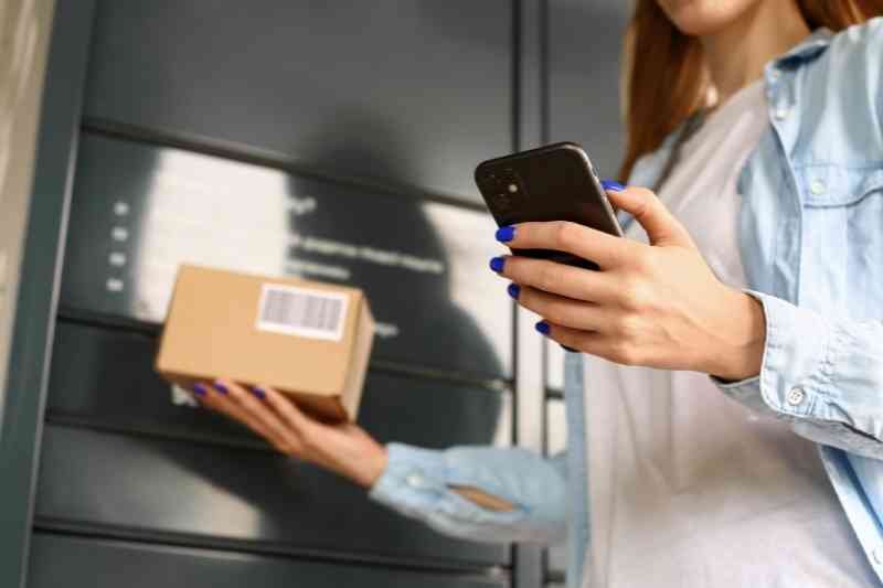 How You Can Save Money With The Help of Parcel Locker